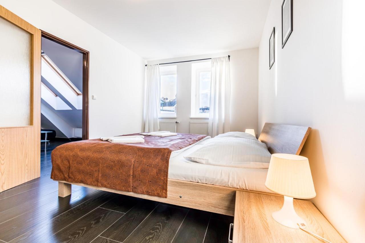 Teplice Apartments Dlouha ภายนอก รูปภาพ