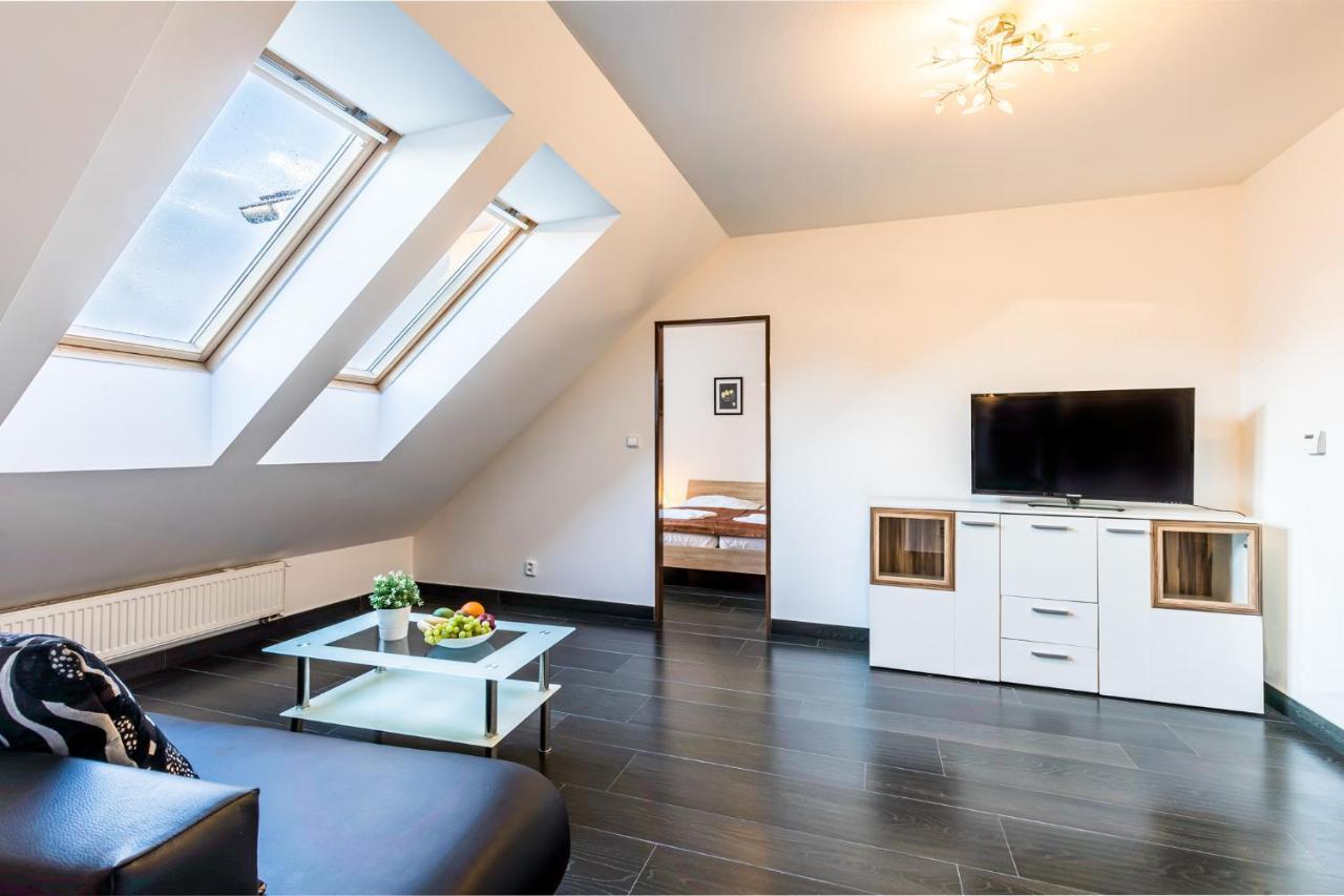Teplice Apartments Dlouha ภายนอก รูปภาพ